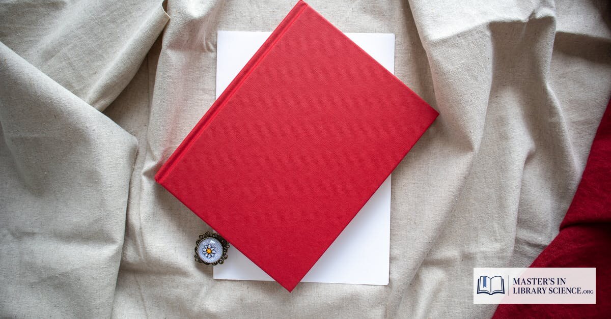 Online Master’s in Book Arts Degree (MLIS Guide)