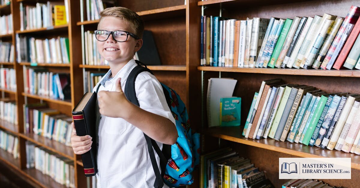 Online MLIS in School Librarianship: Degree Guide